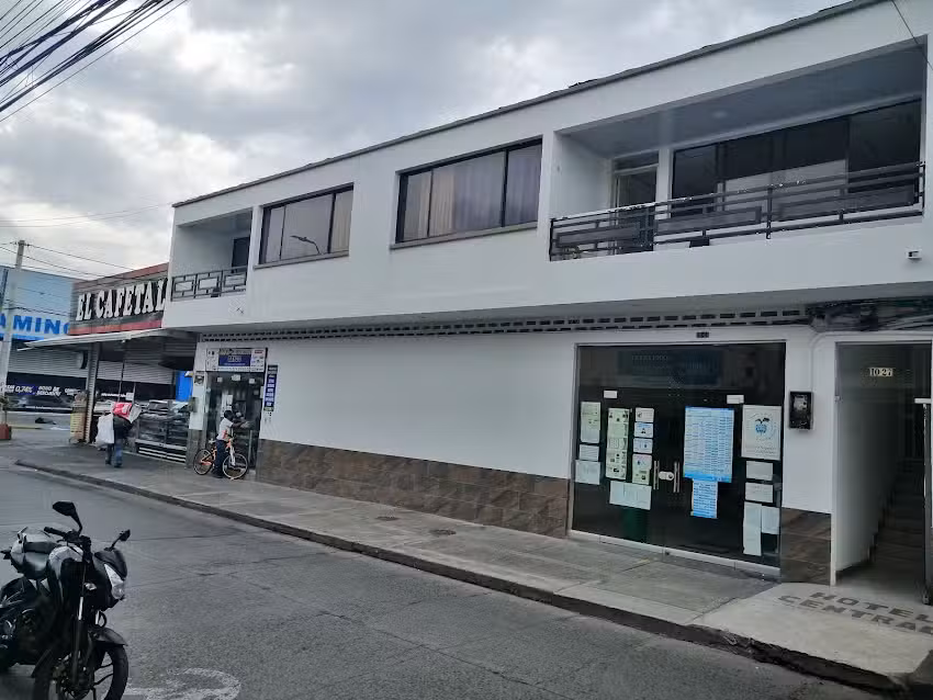 Hotel Central Vel&aacute;zquez