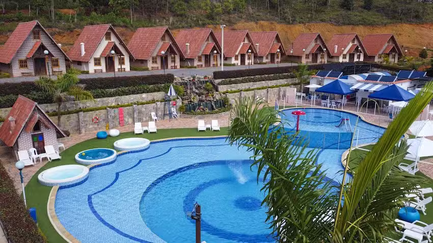 HOTEL CHALETS SUIZOS