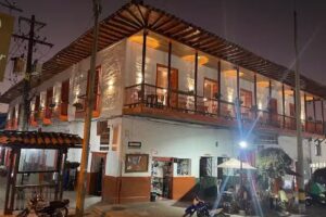 Hotel Colonial Abejorral | Hotel Boutique | Caf&eacute; Bar | Restaurante Colombiano