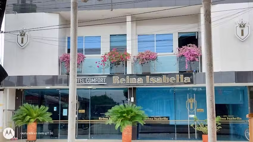HOTEL COMFORT REINA ISABELLA
