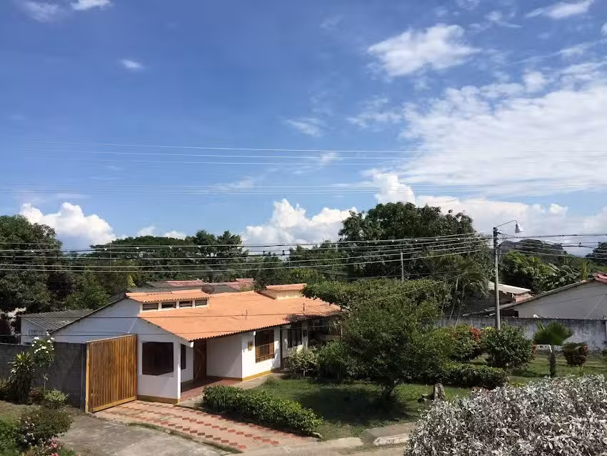 Hotel Dinast&iacute;a