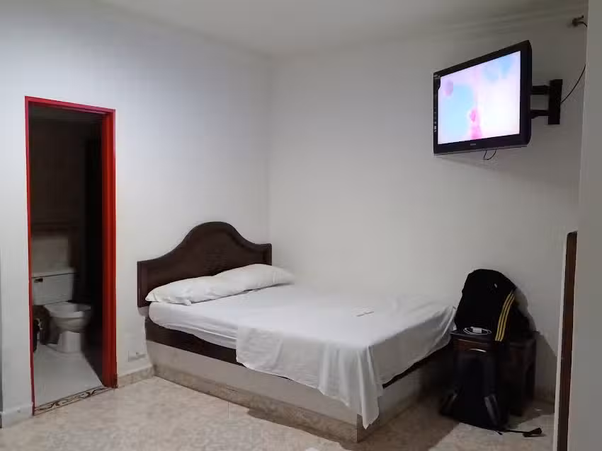 HOTEL DONDE EL VIEJO