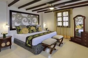 Hotel Dorado Plaza Calle del Arsenal