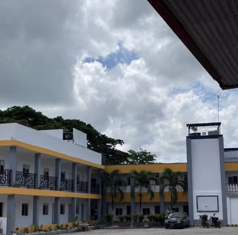 HOTEL EDS LA ESMERALDA N&deg;4