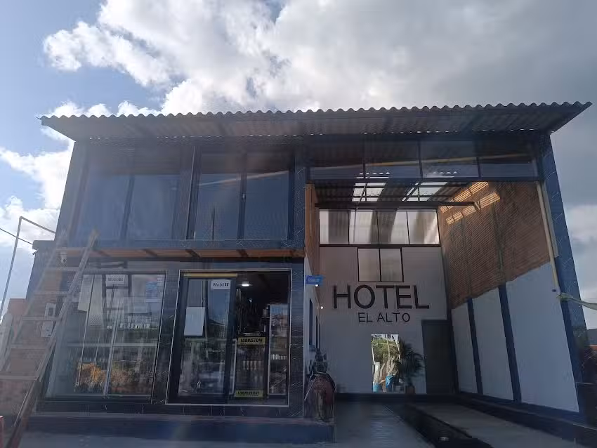 Hotel el Alto