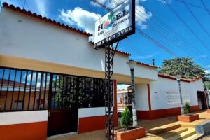 Hotel El Lago Turistico