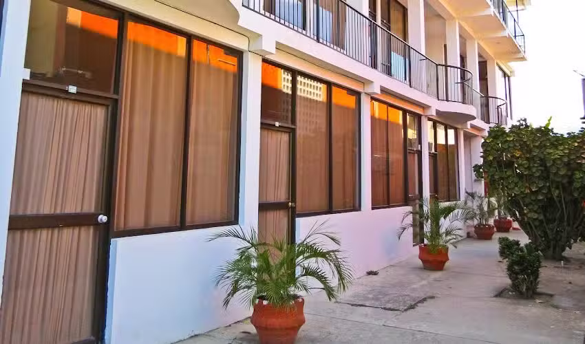 Hotel El Palmar CV (Antiguo Parador Turistico)