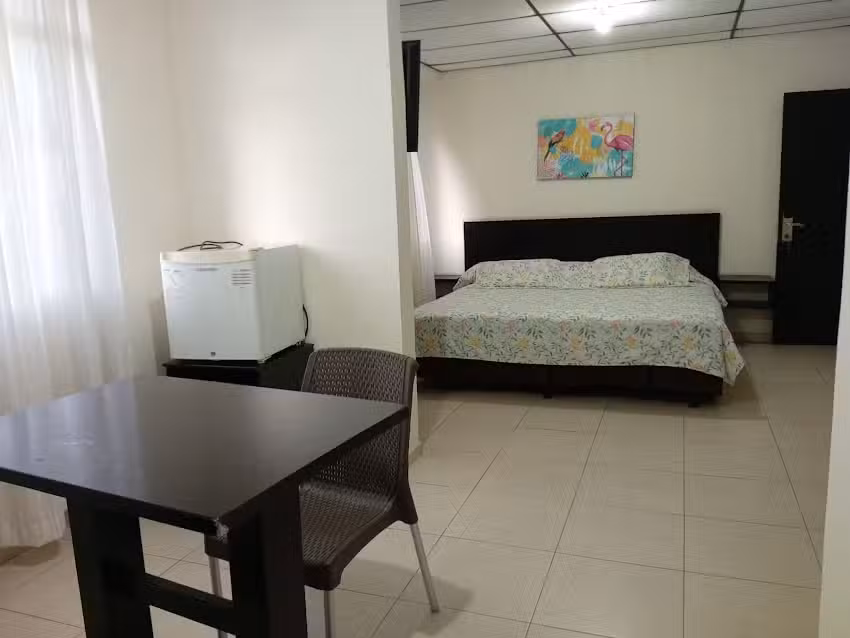 HOTEL EL REFUGIO CENTRAL