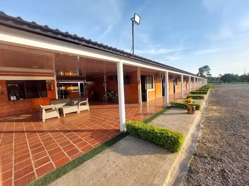 HOTEL EL TRANSPORTADOR