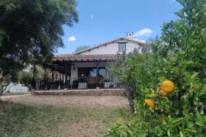 Hotel Estancia Villa Blanca