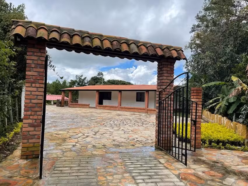 Hotel Finca la Colina del Roble