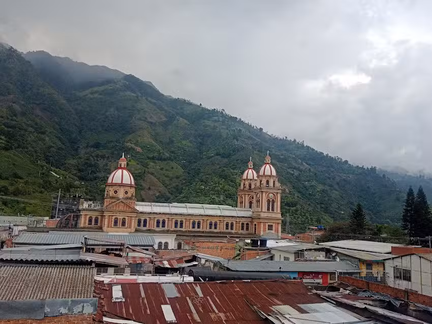 Hotel Hospedaje Punto Verde