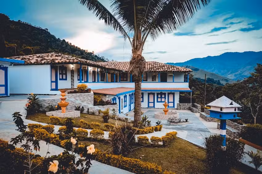 Hotel Jard&iacute;n del R&iacute;o