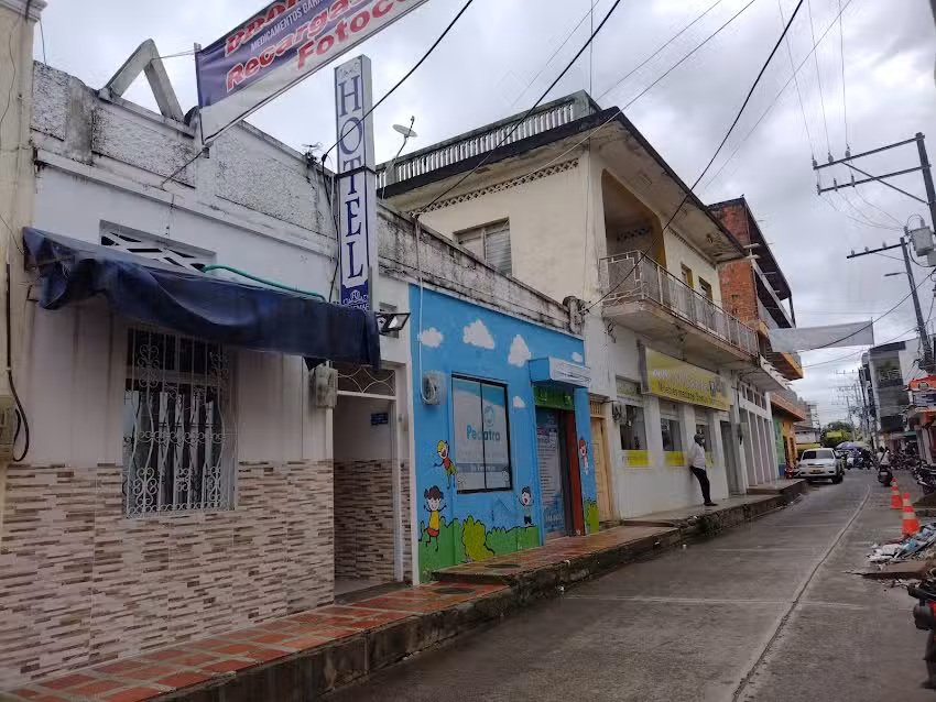 HOTEL JOREMAR MONTELIBANO