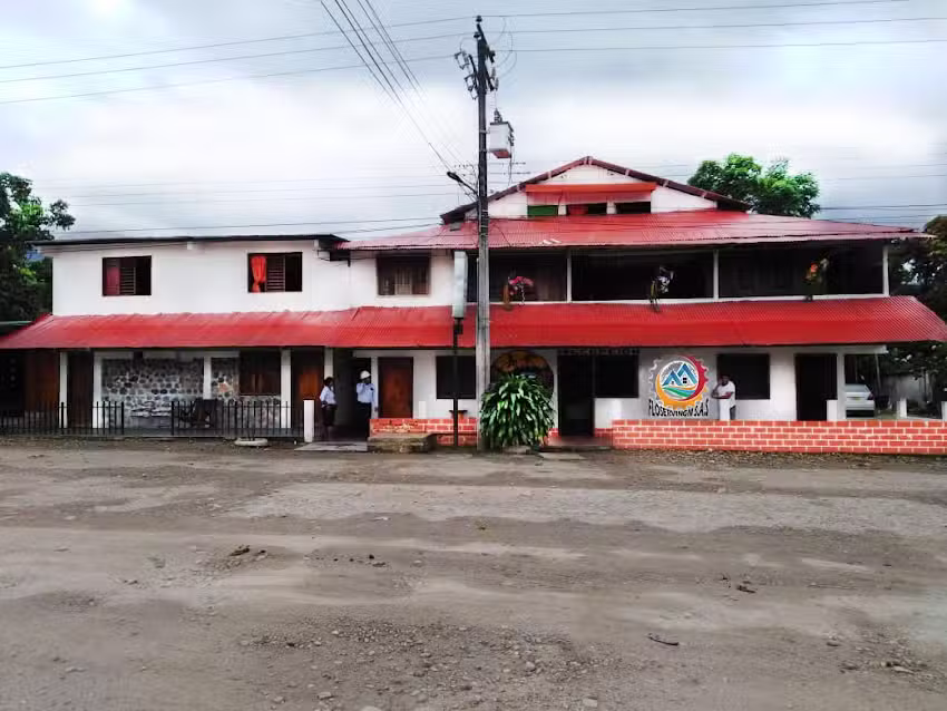 HOTEL LA CA&Ntilde;A/FLOSERVINGM S.A.S