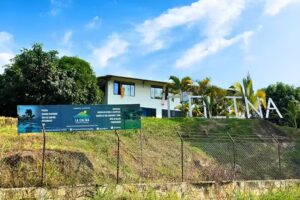 Hotel La Colina Centro Vacacional | Hotel en Mesitas del Colegio con piscina | Antigua casona villa martha
