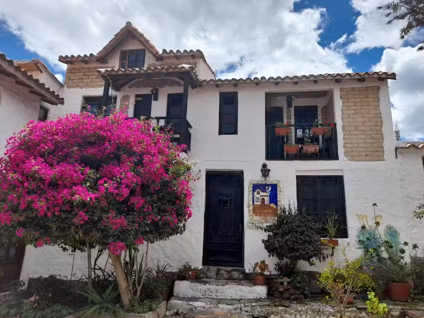 Hotel La Cueva de la Luna, Pueblito Boyacense, Duitama, Boyac&aacute;