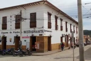 Hotel La Esquina De Piedra