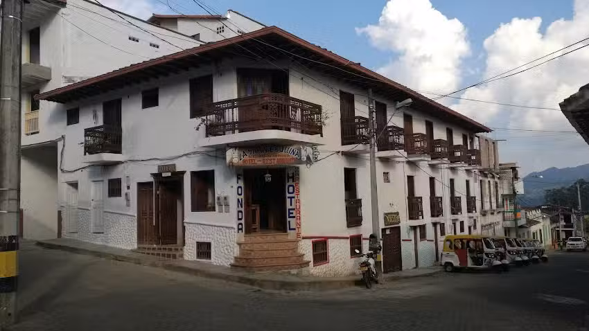 Hotel La Gran Esquina