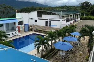 Hotel las Palmas Chinauta