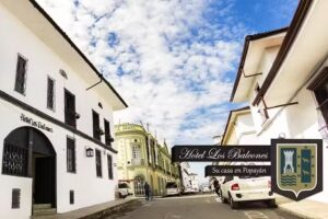Hotel Los Balcones