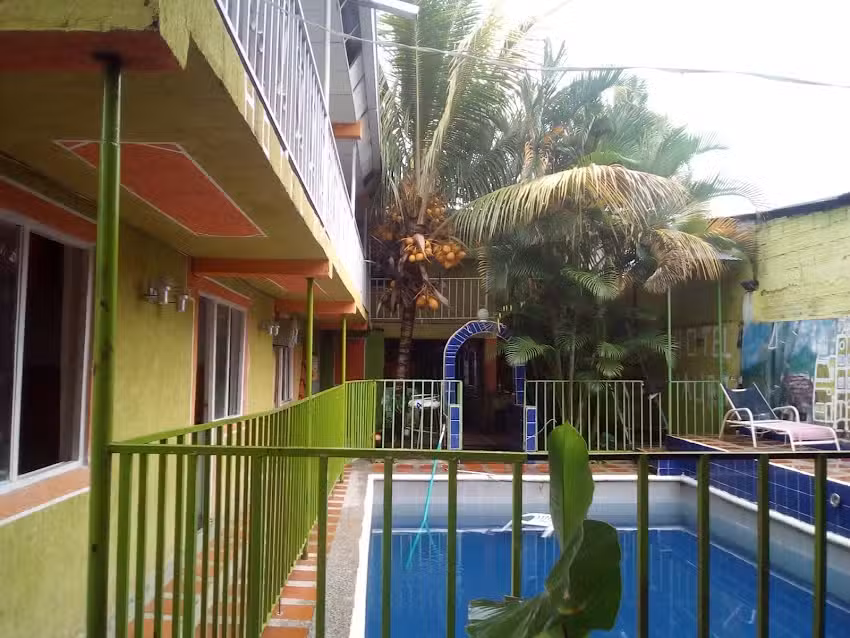 HOTEL MAUROZ RIVERA HUILA