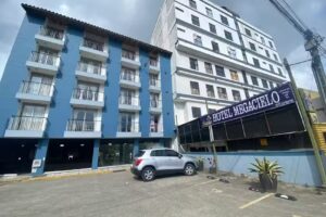 Hotel Megacielo