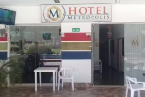 Hotel Metr&oacute;polis Taraza