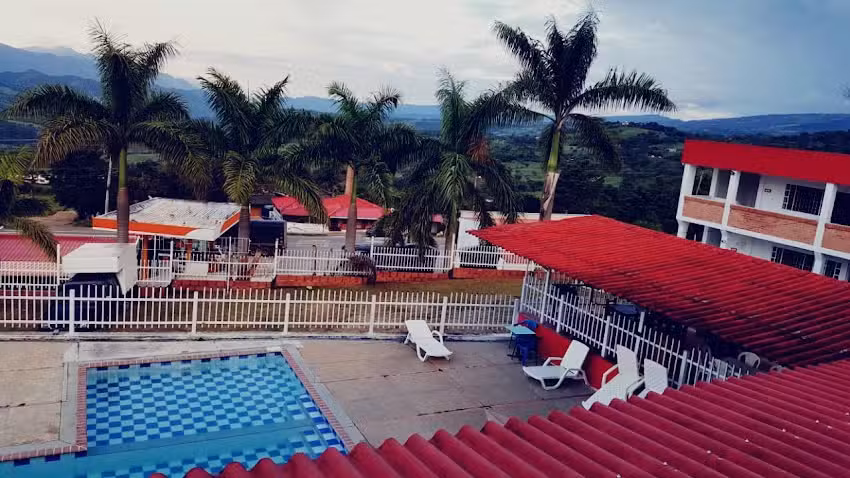 HOTEL MIRADOR DEL CAMPO