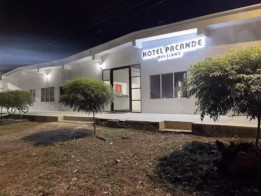 Hotel Pacande del llano