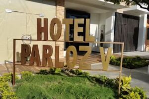 Hotel Parloz V