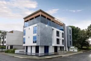 HOTEL PIEDRA LUNA / HOSPEDAJE / PISCINA / ALOJAMIENTO / CALI /