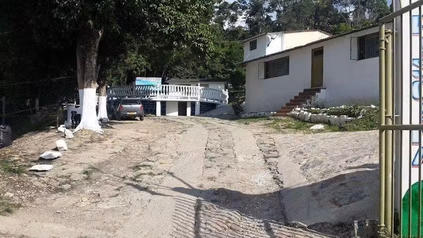 HOTEL PISCINA LA CABA&Ntilde;A