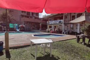 Hotel Piscina La Juanita