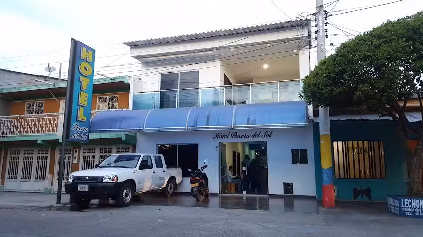 Hotel Puerta del Sol