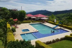 Hotel & Restaurante Campestre La Siria