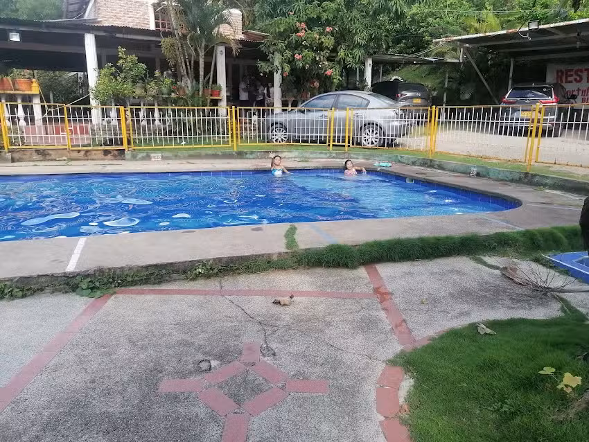 Hotel restaurante Portal Santa Clara