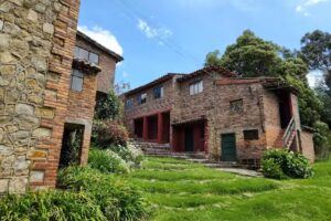 Hotel restaurante Rocas Lindas