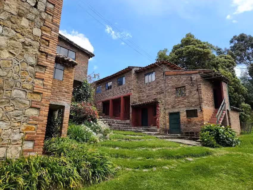 Hotel restaurante Rocas Lindas