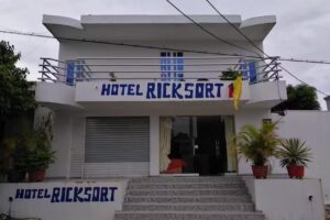 Hotel Rick Sort