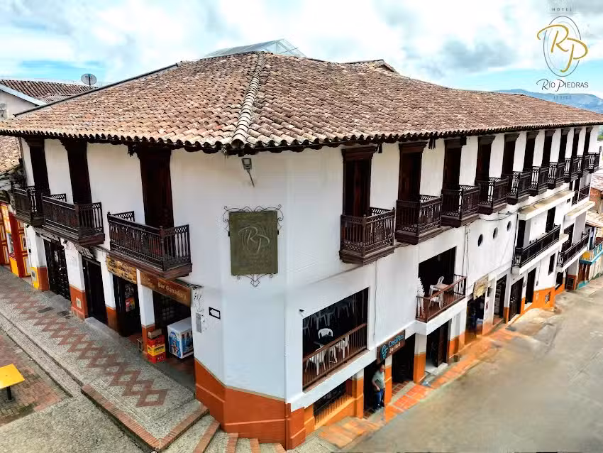 Hotel Rio Piedras