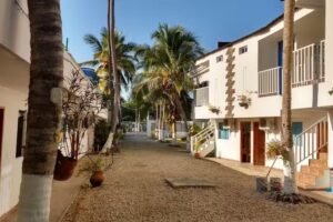 Hotel Salamandra Cove&ntilde;as