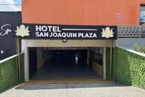 Hotel San Joaquin Plaza