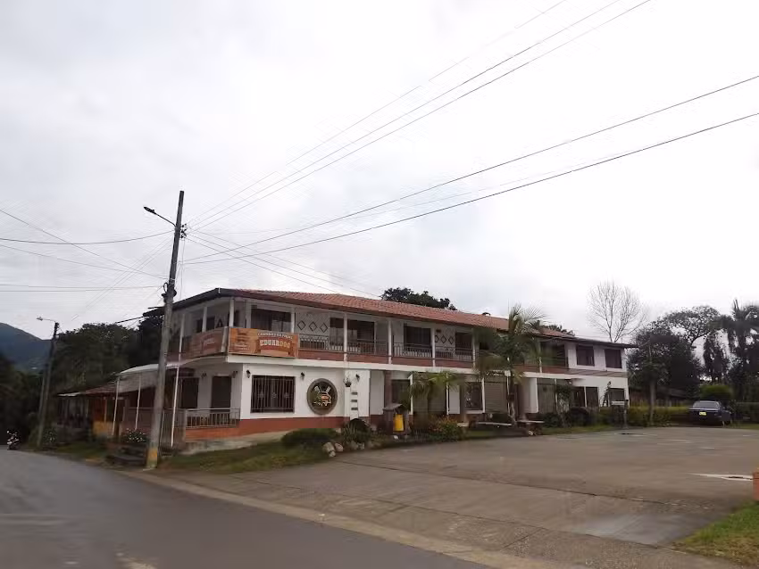 Hotel Santafe Plazas