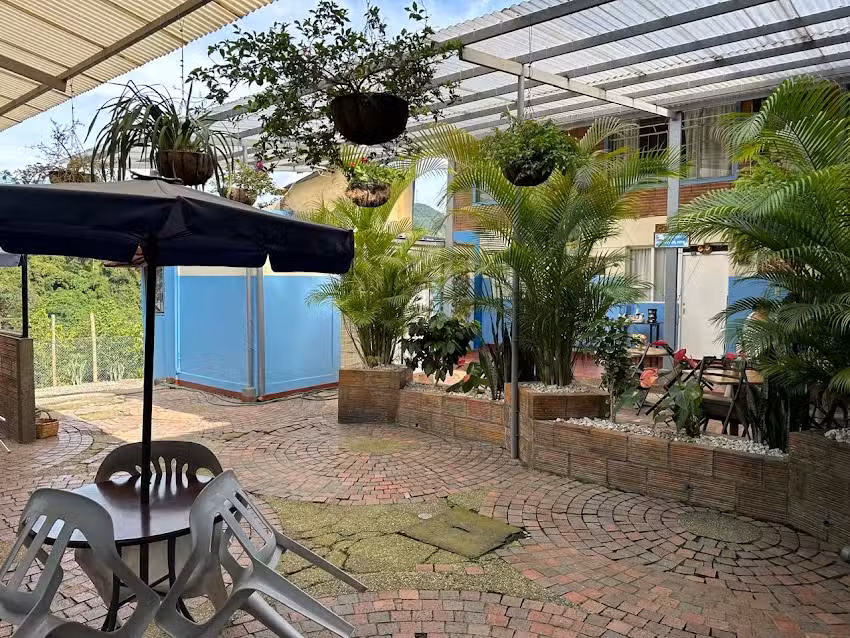 Hotel Sasaima Plaza &ndash; Parque Principal