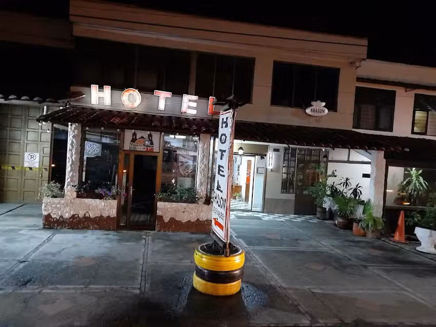 Hotel Shalom PHE Guaduas