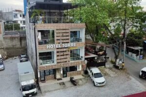 HOTEL TORRE DELUXE &rdquo; SANTORNI &ldquo;