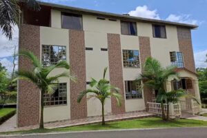 Hotel Torres De Caney