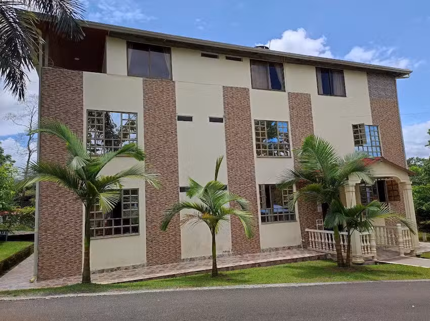 Hotel Torres De Caney