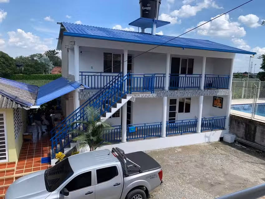 Hotel Vi&ntilde;a Azul